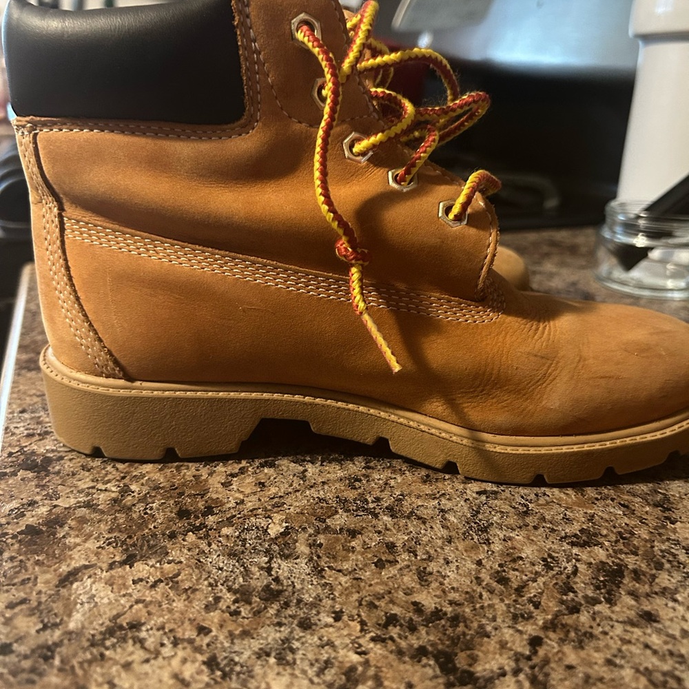Boys Timberlands